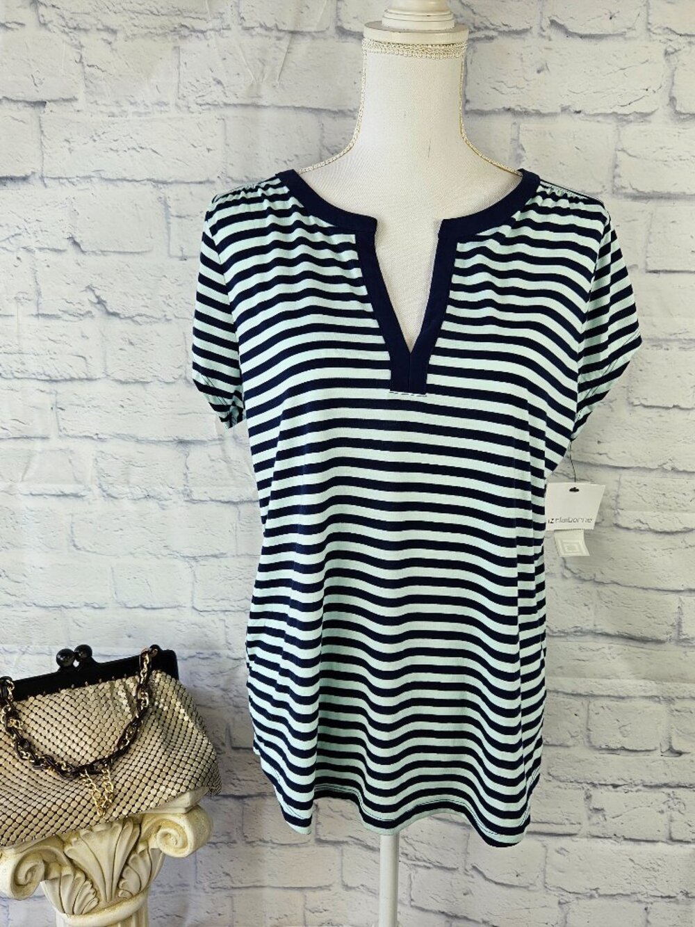 NWT Liz Claiborne Size Large Blue Striped V-Neck Henley Short Sleeve Top Shirt